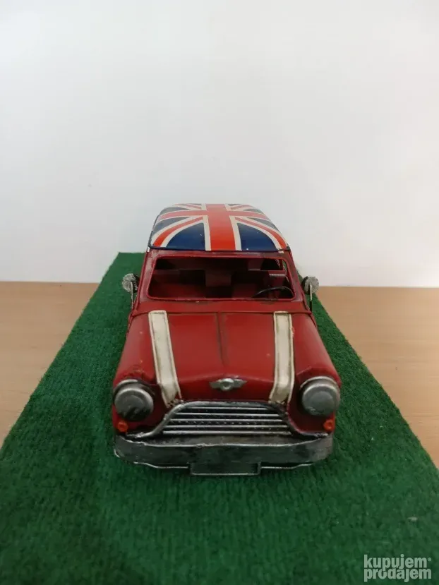 Mini Cooper with British flag Metalni model minija