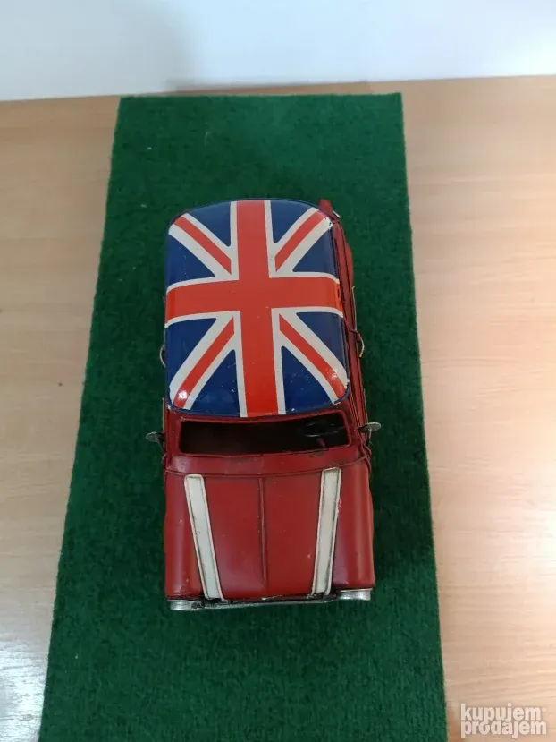 Mini Cooper with British flag Metalni model minija