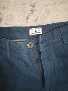 Jack & Jones pantalone 33-36 vel.