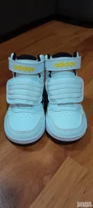 Adidas patike za bebe velicina 12 cm