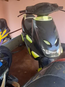 aprilia leonardo 125