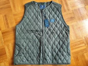 HOWICK Quilt Prsluk M , L  , XL  / NOVO Original /