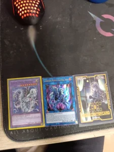 Yu gi oh karte cyber twin dragon, gimmick puppet, field cent
