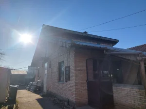 Novi Bečej, Širi centar, 5+ petosobna, 200 m²