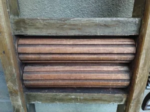 Stara presa za cedjenje grozdja