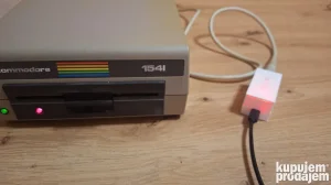 XUM1541 (povezivannje Commodore64 flopi drajv na PC )