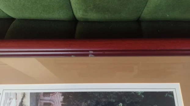 Uramljene fotografije manastira Hilandar