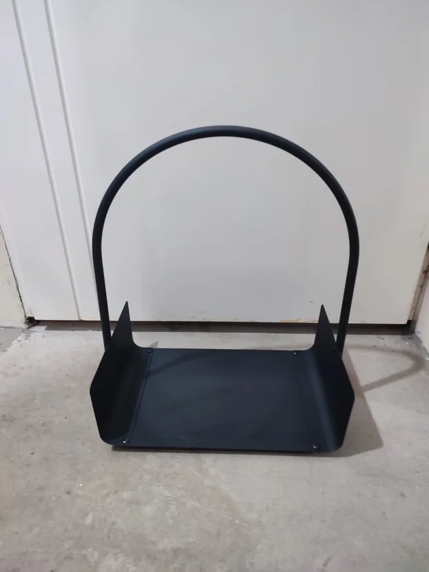 Stalak korpa za drva pribor za ciscenje novo