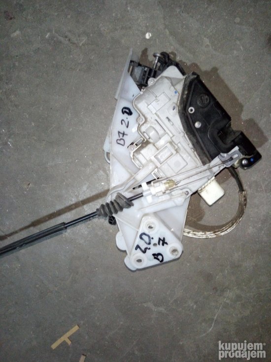 VW Passat B7 karavan brava zadnjih desnih vrata