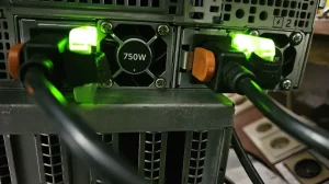 Akcija Dell R720 E5-2690 64Gb RAM