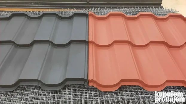 Pokrovan-zidni lim,crne cevi.