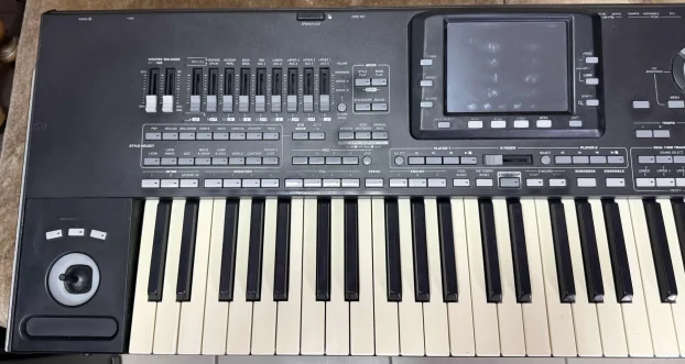 Korg PA3X-61 u odličnom stanju 256/512 MB Ram-a