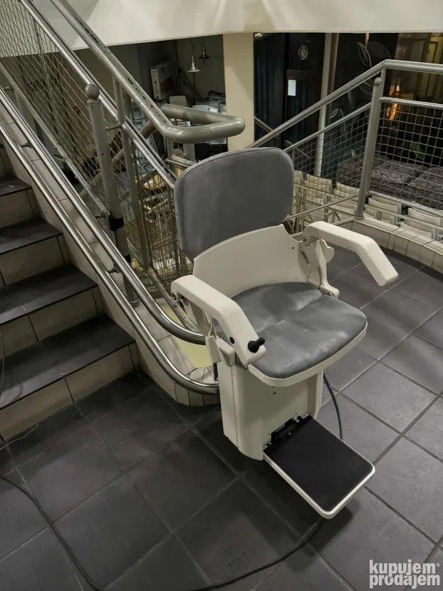Lift stolica za stepenice