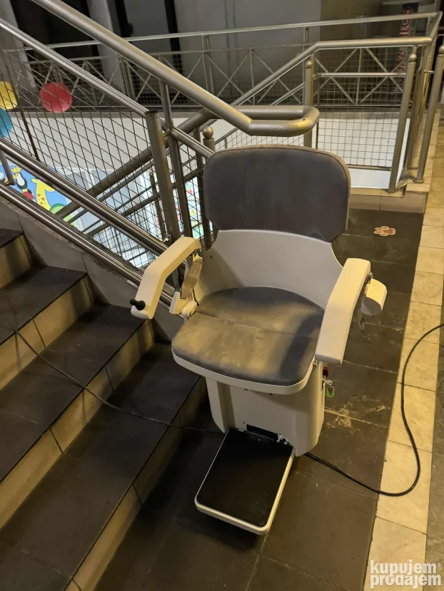 Lift stolica za stepenice