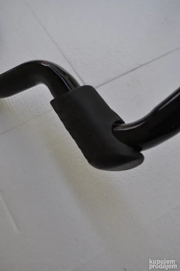 Harley Davidson Street Bob originalni crash - roll slide bar
