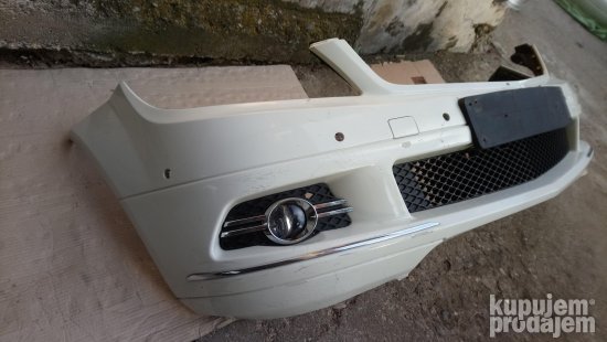 Mercedes C klasa, W 204, Avantgarde prednji branik i pragovi