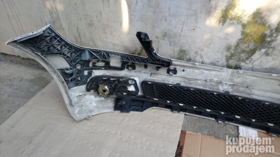 Mercedes C klasa, W 204, Avantgarde prednji branik i pragovi