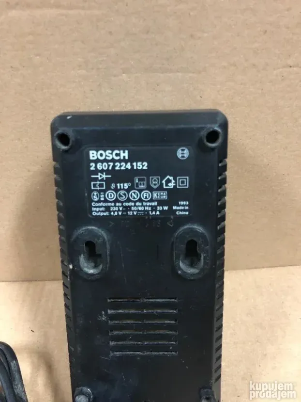Punjač BOSCH AL60