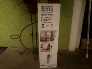 Black & Decker PAROČISTAČ FSMH13E5