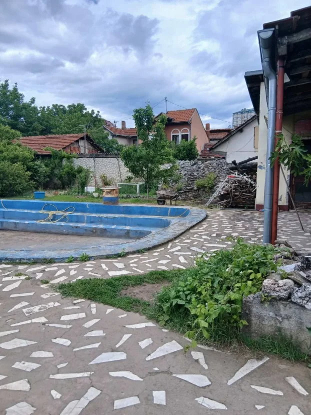 Kičevo, 5+ petosobna, 800 m²