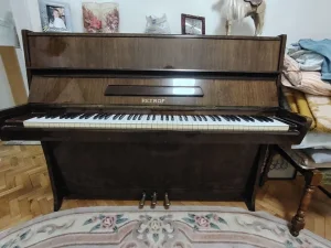 Pianino Petrof