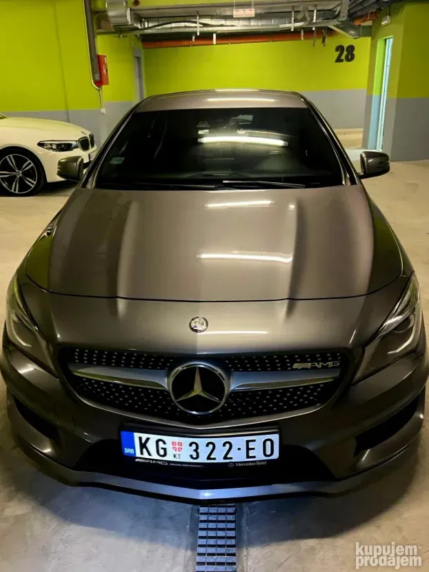 2016 Mercedes CLA 180 Shooting Brake AMG 