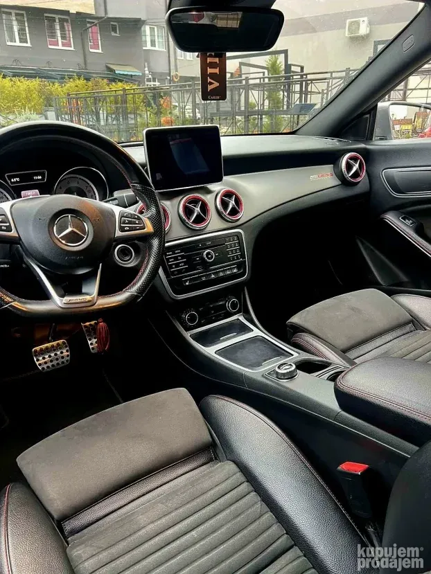 2016 Mercedes CLA 180 Shooting Brake AMG 