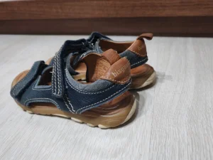 Sandale za dečake 30 broj, koža