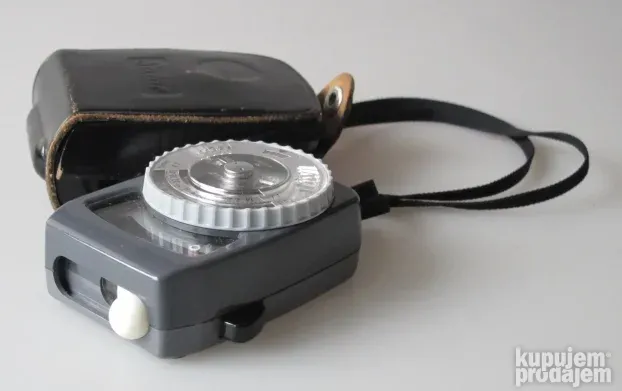 Gossen Sixtar svetlomer sa baterijama PX-625