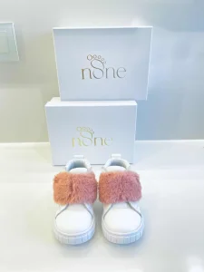 None Bella Fur 04 duboke kožne patikice vel.22