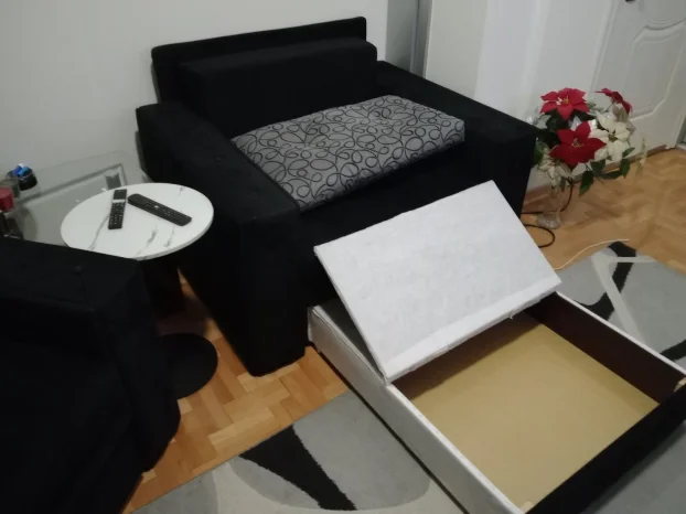 Dvosed i fotelja