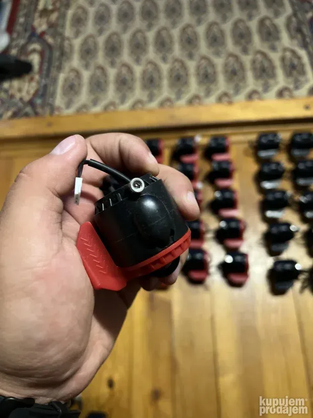 Delovi za hoverboard,elektricne trotinete i bicikle-NOVO-