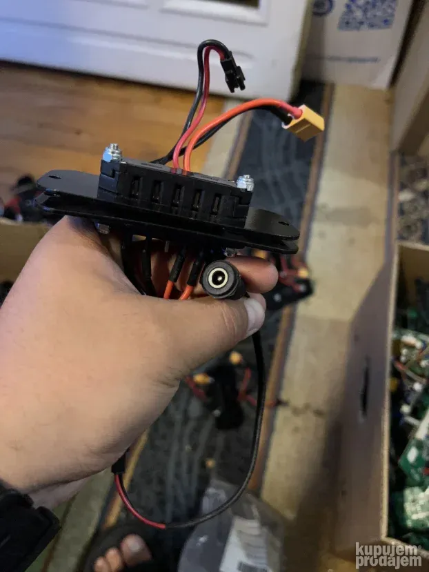 Delovi za hoverboard,elektricne trotinete i bicikle-NOVO-