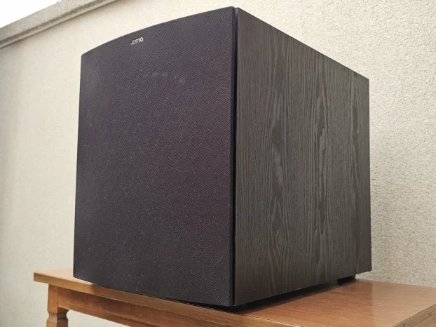 Jamo J12 - Powered Subwoofer 400 Watt / 12 Inch Bass