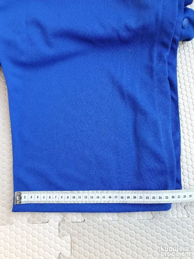 AND1 dres majica i donji deo trenerke L veličina NOVO