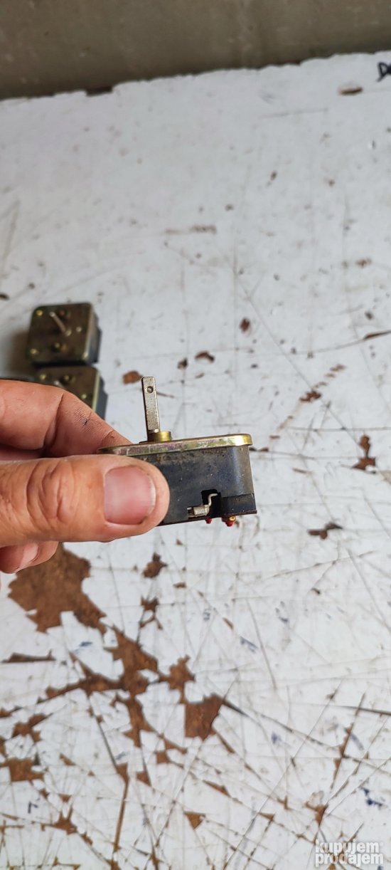 tajmer diehl 902 120 minuta od pecenjara,mikrotalasnih i dr.