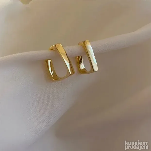 Elegantne minđuše za dame - Zlatni kvadrat