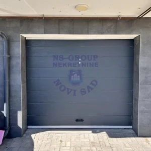 Odlična garaža na Adicama 15m2