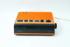 Siemens RG 220 Vintage Mid Century radio budilnik
