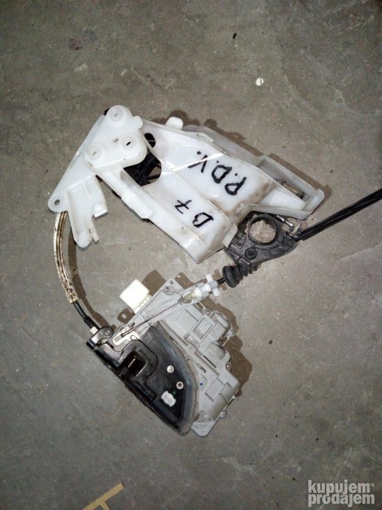 VW Passat B7 brava prednjih desnih vrata