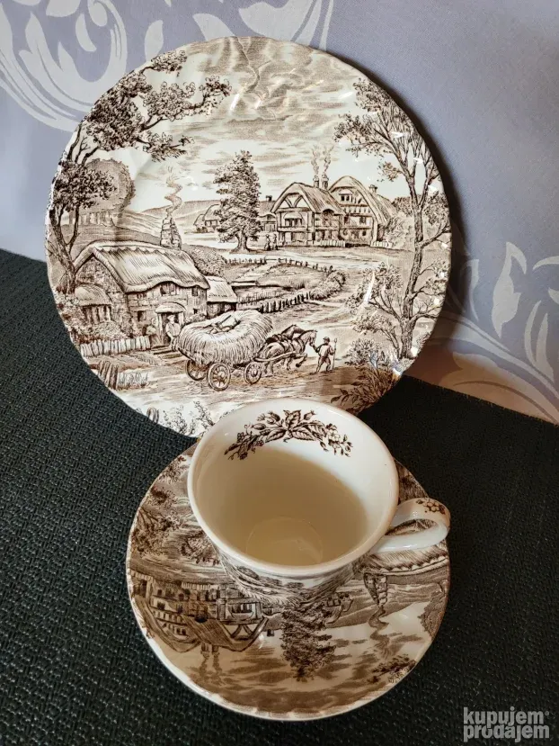 Set Ironstone Staffordshire Engleska 70te.