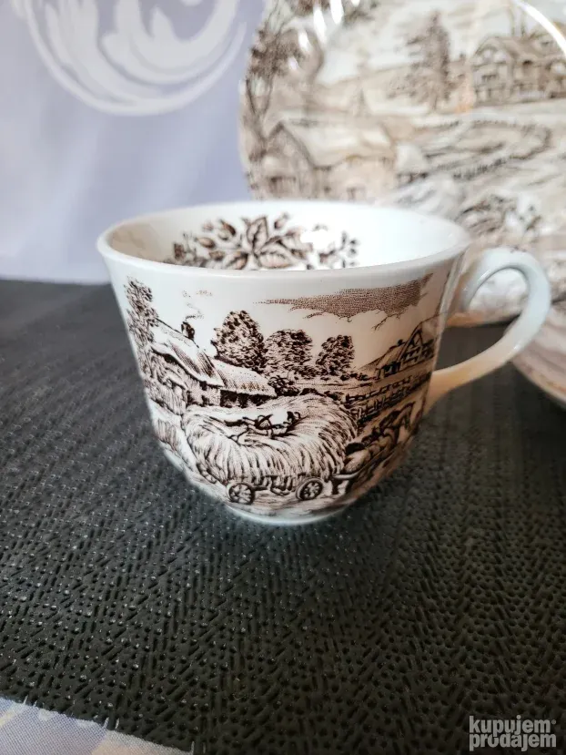 Set Ironstone Staffordshire Engleska 70te.