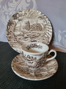 Set Ironstone Staffordshire Engleska 70te.