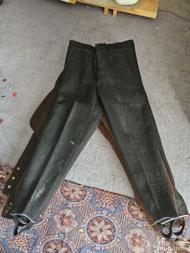 pantalone od sukna