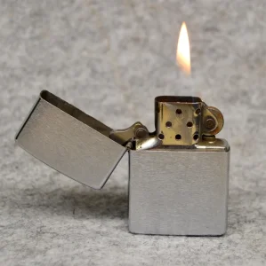Zippo Zipo upaljač Niagara Falls Ontario 1993. retko