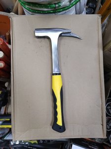 Cekic gradjevinski sa magnetom tesla pijuk