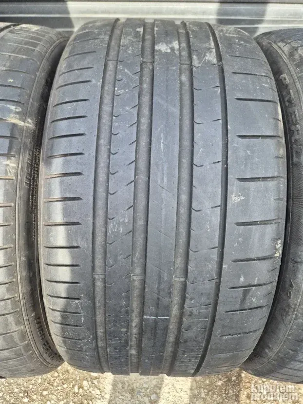 285 30 22 LETNJE PIRELI 5mm.2020GOD 100e Komad