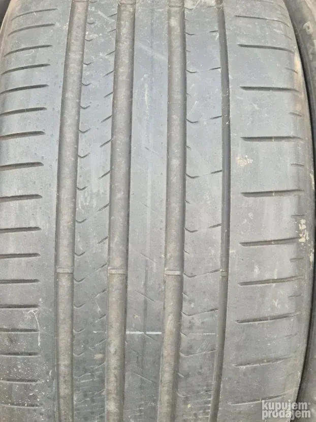 285 30 22 LETNJE PIRELI 5mm.2020GOD 100e Komad