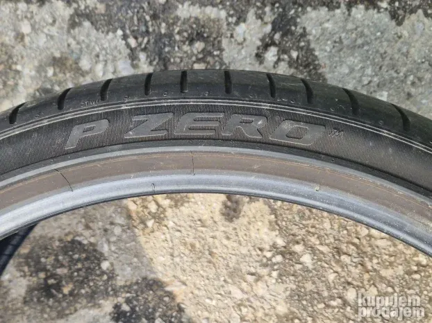 285 30 22 LETNJE PIRELI 5mm.2020GOD 100e Komad