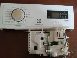 Elektronika i motor Electrolux